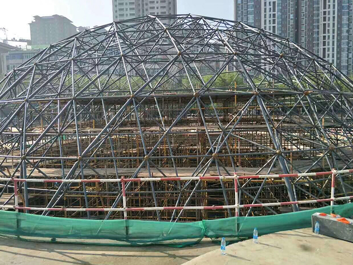 邹城球形网架钢结构施工