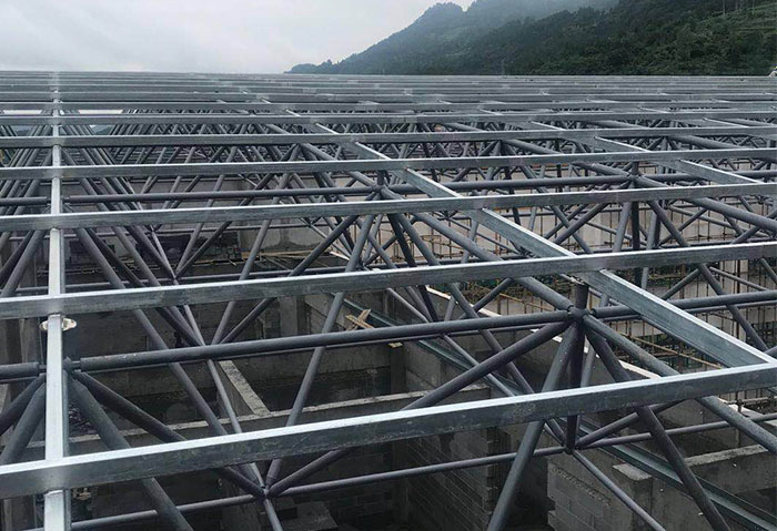 韶关贵州仁怀冠英学校艺体楼网架